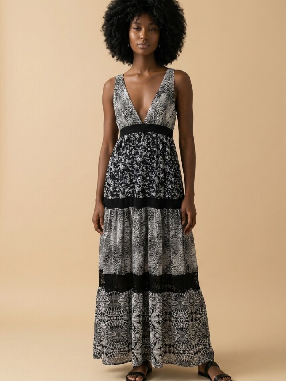 Love Sadie sleeveless boho maxi dress lace detail Sz S